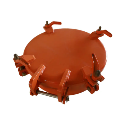 隆起した水密ハッチを設置することの主な利点は何ですか？